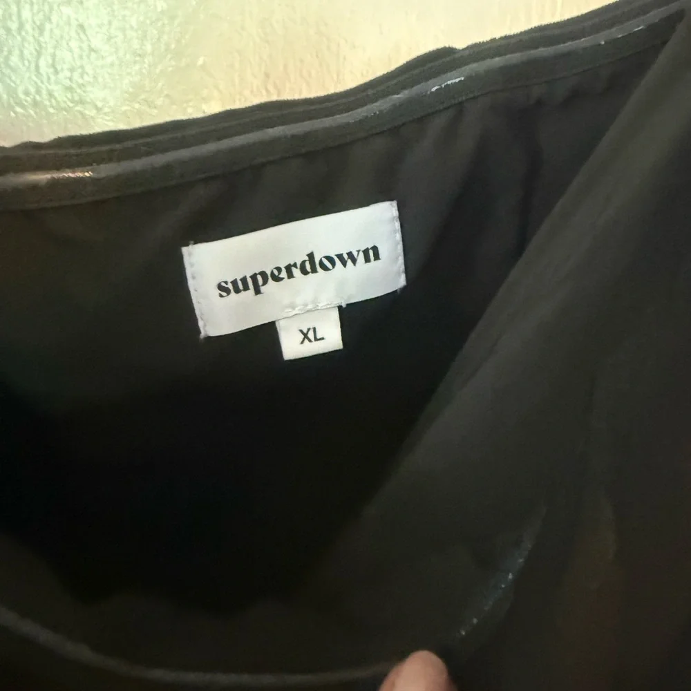 Superdown Classic Black Dress - Picture 3 of 3